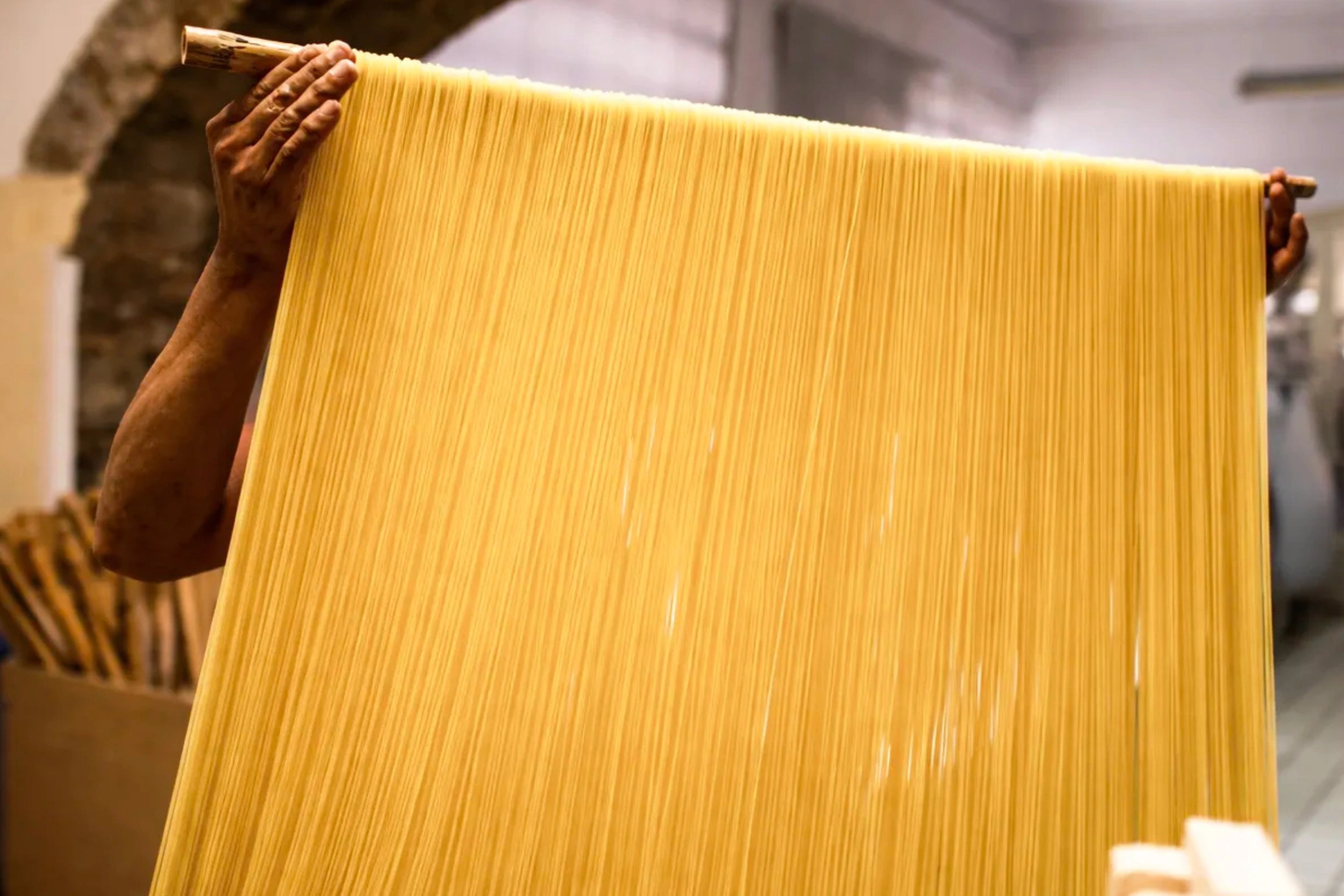 Quaranta Gusto – langsame Trocknung des Pasta-Teiges in der Manufaktur in Apulien