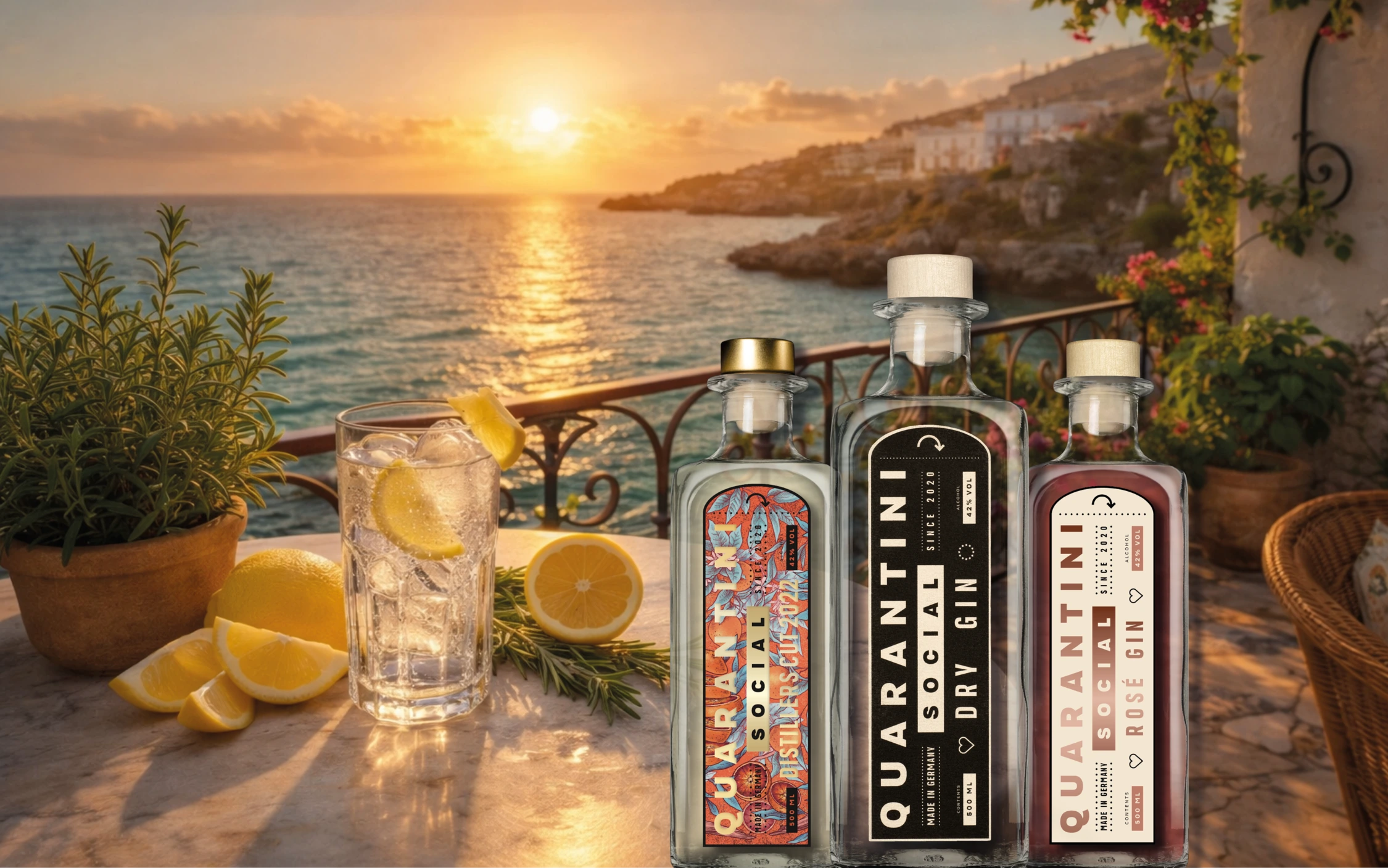 Quarantini Gin vor Sonnenuntergang an der Amalfi-Küste